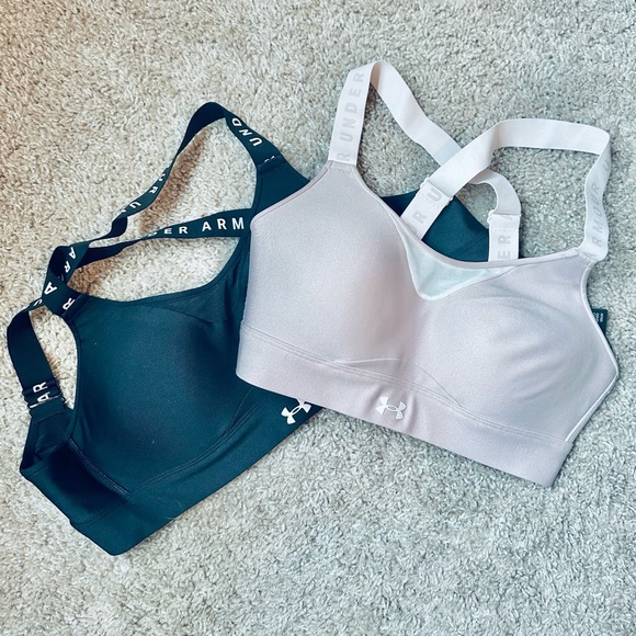 NWT bundle of under armour sports bras - Picture 5 of 5